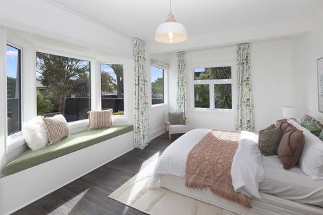 Photo of property in 2 Celia Street, Redcliffs, Christchurch, 8081