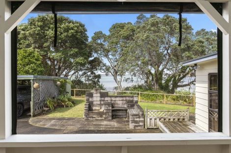 Photo of property in 490 Matakawau Road, Awhitu, Waiuku, 2684