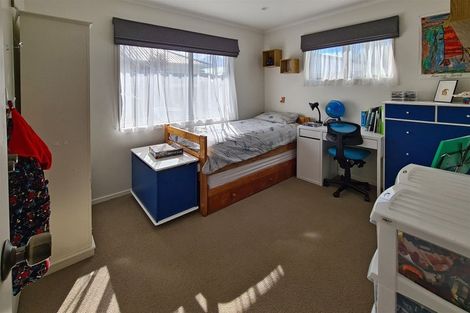 Photo of property in 22 Miriam Corban Heights, Henderson, Auckland, 0612