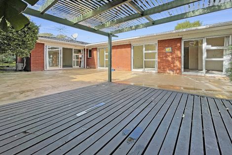 Photo of property in 27 Pooley Street, Pakuranga Heights, Auckland, 2010