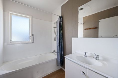 Photo of property in 6 Alison Street, Mangakakahi, Rotorua, 3015