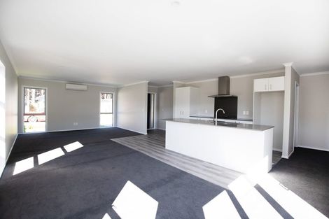 Photo of property in 19 Te Ara O Roimata, Wainuiomata, Lower Hutt, 5014