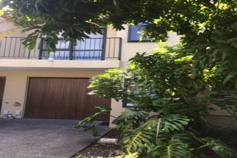 Photo of property in 10/17 Harbour View Road, Te Atatu Peninsula, Auckland, 0610