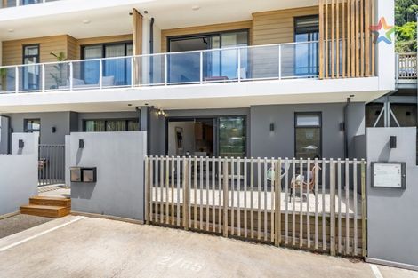 Photo of property in 2/65 Tiketike Way, Brooklyn, Wellington, 6021