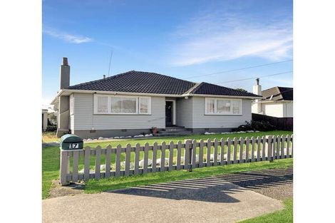 Photo of property in 17 Middlesex Street, Levin, 5510