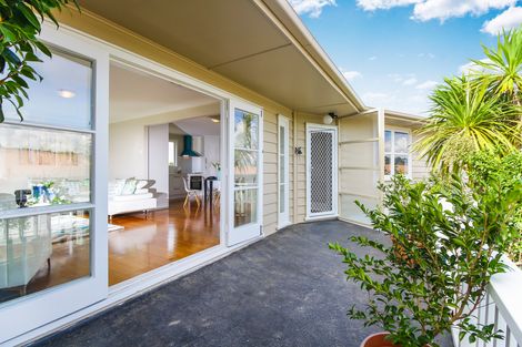 Photo of property in 64 Ellis Avenue, Mount Roskill, Auckland, 1041