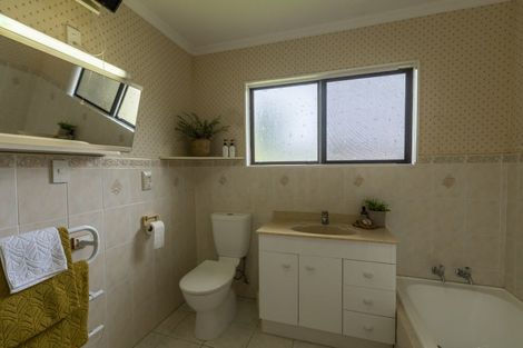 Photo of property in 51 Andrew Street, Waikanae, 5036