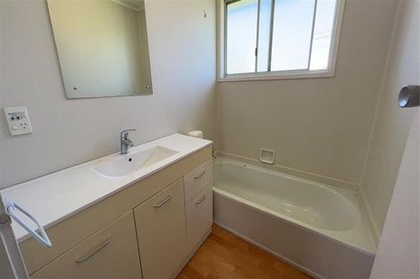 Photo of property in 32 Church Road, Mangere Bridge, Auckland, 2022