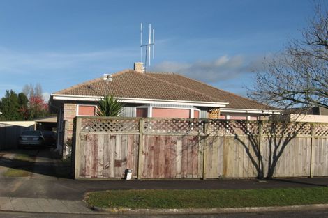Photo of property in 19 Somme Crescent, Hillcrest, Hamilton, 3216