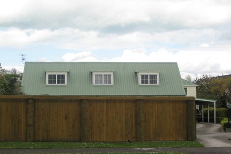 Photo of property in 185 Govett Avenue, Frankleigh Park, New Plymouth, 4310