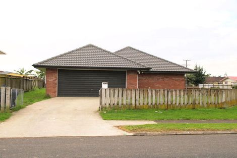 Photo of property in 21 Von Sturmer Street, Mangere East, Auckland, 2024