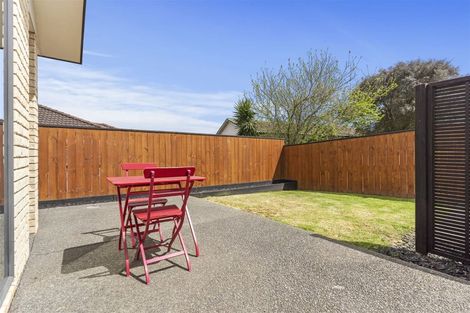 Photo of property in 48a Lewisham Street, Highland Park, Auckland, 2010
