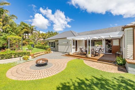 Photo of property in 32 Equestrian Drive, Kerikeri, 0294