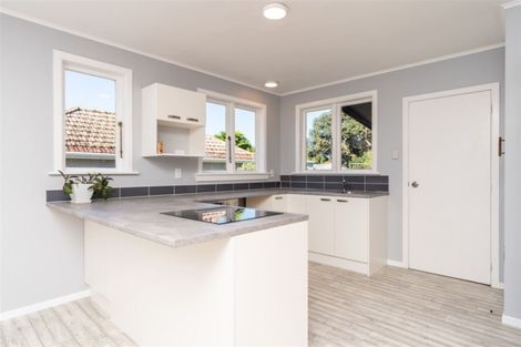 Photo of property in 6 Insley Street, Mangawhai, 0505