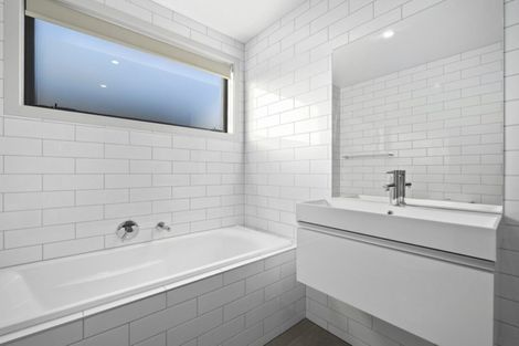 Photo of property in 17 Lauder Street, Lake Hayes, Queenstown, 9304