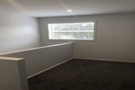 Photo of property in 28 Pateke Drive, Kenepuru, Porirua, 5022