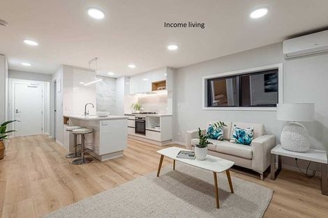 Photo of property in 24a Lyons Avenue, Murrays Bay, Auckland, 0630