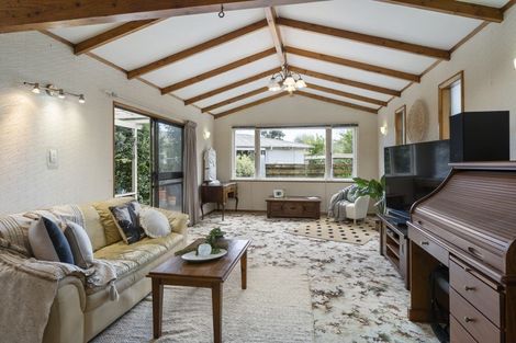 Photo of property in 8 Repo Street, Paraparaumu, 5032