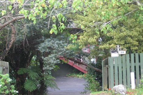 Photo of property in 58 Atkinson Road, Titirangi, Auckland, 0604