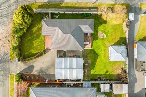 Photo of property in 39 Claridges Road, Casebrook, Christchurch, 8051