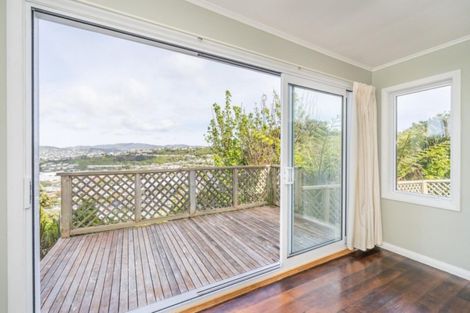 Photo of property in 107 Nevay Road, Miramar, Wellington, 6022