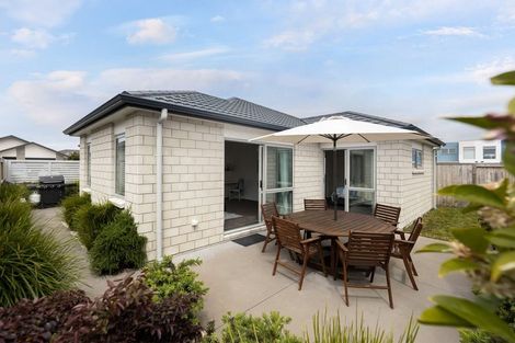 Photo of property in 8 Boyle Mews, Papamoa Beach, Papamoa, 3118