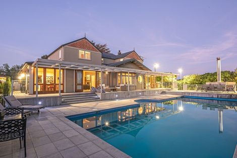 Photo of property in 2 Eaton Crescent, Otamatea, Whanganui, 4500