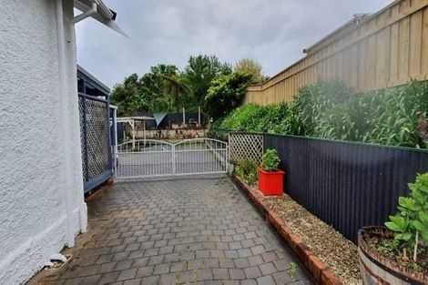 Photo of property in 16 Tawa Street, Gonville, Whanganui, 4501