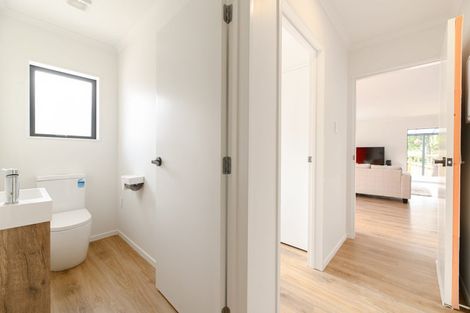 Photo of property in 26a Scarlock Avenue, Browns Bay, Auckland, 0630