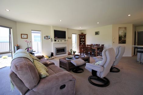 Photo of property in 28 Briar Crescent, Alexandra, 9320