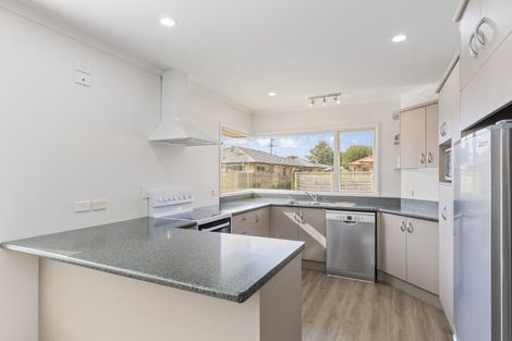 Photo of property in 112b Govett Avenue, Frankleigh Park, New Plymouth, 4310