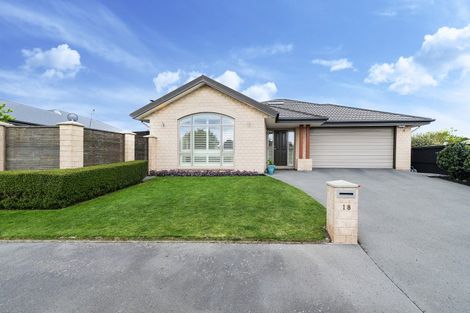 Photo of property in 18 Globe Bay Drive, Templeton, Christchurch, 8042