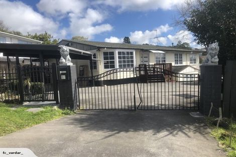 Photo of property in 17 Hewlett Road, Massey, Auckland, 0614
