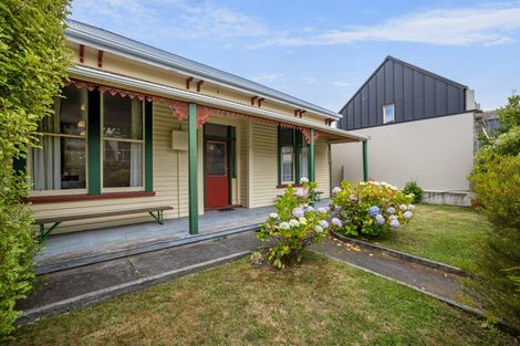 Photo of property in 21 Exeter Street, Lyttelton, 8082