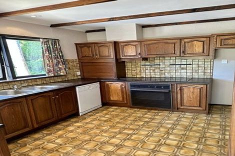 Photo of property in 6 Matanui Street, Northcote, Auckland, 0627