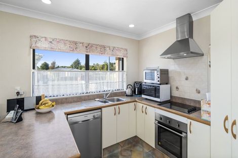 Photo of property in 76 Otumoetai Road, Judea, Tauranga, 3110