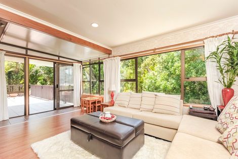 Photo of property in 54 Wood Bay Road, Titirangi, Auckland, 0604