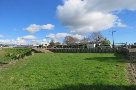 Photo of property in 337 Mangorei Road, Merrilands, New Plymouth, 4312