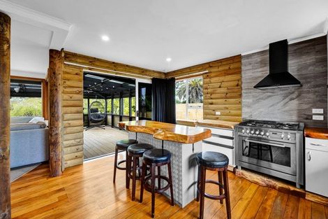 Photo of property in 43 Maire Street, Inglewood, 4330