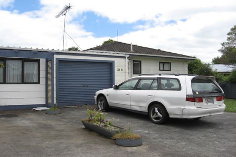 Photo of property in 28a Puriri Road, Pukekohe, 2120