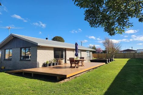 Photo of property in 10 Morris Road, Amberley, 7410