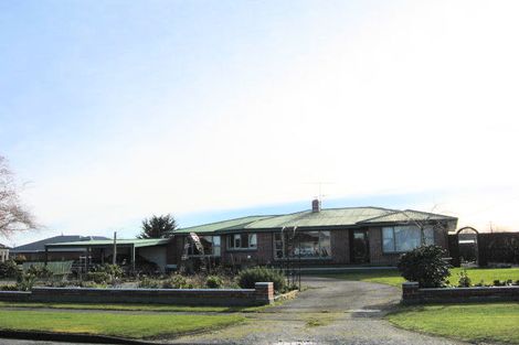 Photo of property in 14 Home Street, Winton, 9720