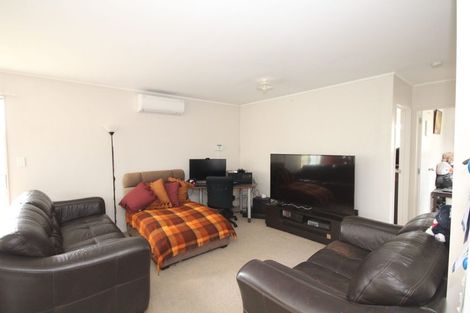 Photo of property in 625b Swanson Road, Swanson, Auckland, 0612