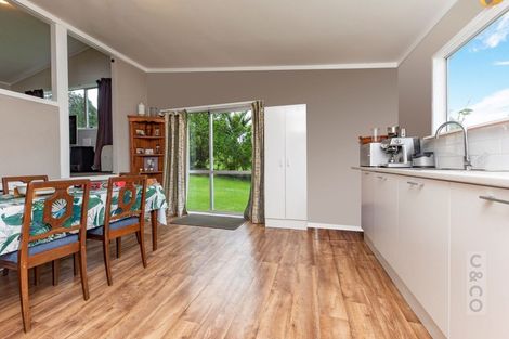 Photo of property in 16 Fletcher Road, Waimauku, 0881