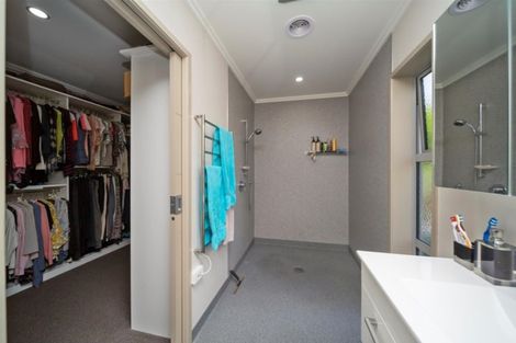 Photo of property in 39 Gladstone Street, Hawera, 4610