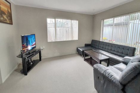 Photo of property in 122c Alfriston Road, Manurewa, Auckland, 2105