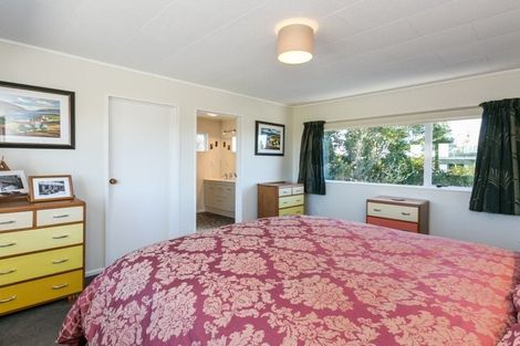 Photo of property in 12 Ormond Road, Hospital Hill, Napier, 4110