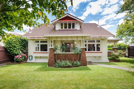 Photo of property in 247 College Street, West End, Palmerston North, 4412