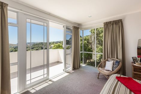 Photo of property in 6 Iona Place, Papakowhai, Porirua, 5024