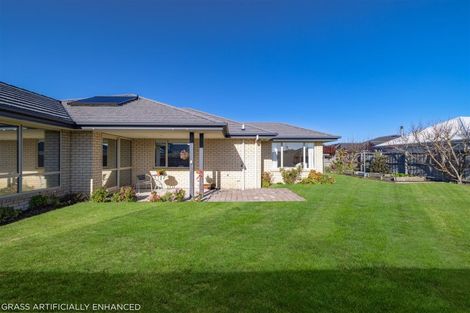 Photo of property in 25 Walnut Way, Rangiora, 7400